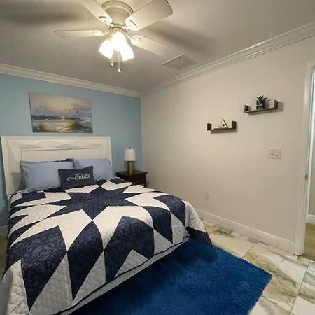 Villa Las Palmas フォートマイヤーズ エクステリア 写真